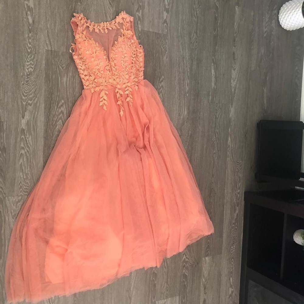 Salmon dress size small 1 piece brand new never used